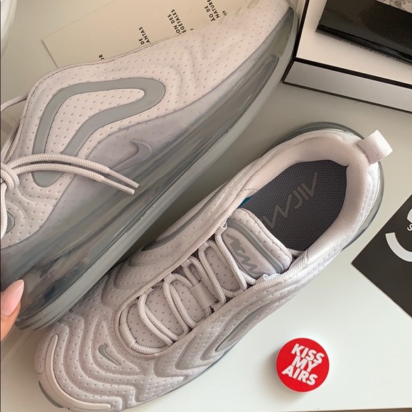 NWT Nike Air Max 720 sneakers - Picture 3 of 9